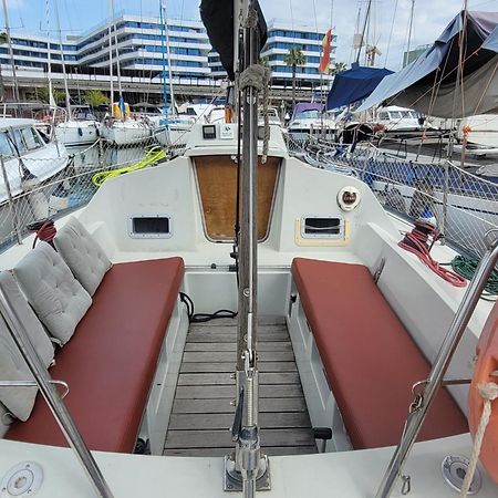 Hotel Experience On A Sailboat To Sleep Sant Adrià de Besòs Esterno foto